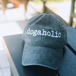 DOGAHOLIC HAT
